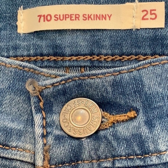 Levi's® 710 Mid Rise Super Skinny Jeans - Picture 6 of 9